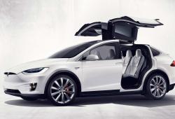 Tesla Model X - Oceń swoje auto