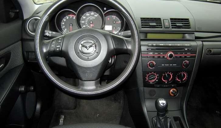 Mazda 3 - kompakt z marginesu