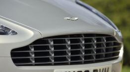 Aston Martin DB9 Facelifting Coupe - grill