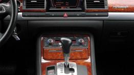 Audi A8 - luksus tanieje