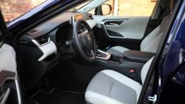 Toyota RAV4 AWD-i Hybrid – czy napęd ma jeszcze znaczenie?
