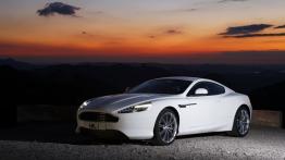 Aston Martin Virage Coupe - lewy bok