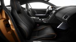 Aston Martin Virage Coupe - widok ogólny wnętrza z przodu