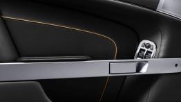 Aston Martin Virage Coupe - drzwi kierowcy od wewnątrz