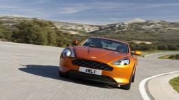 Aston Martin Virage Coupe - widok z przodu