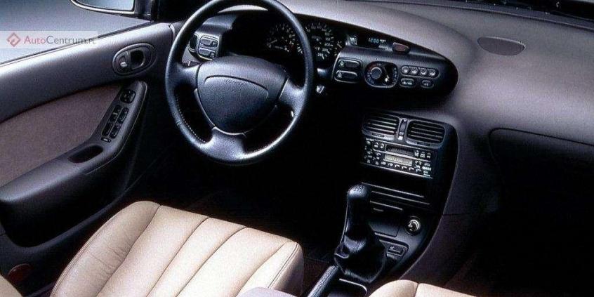 Mazda Xedos 6 - V6 wbrew logice?