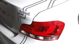 BMW ActiveE - prawy tylny reflektor - wyłączony