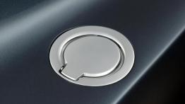 Opel Insignia Concept - wlew paliwa