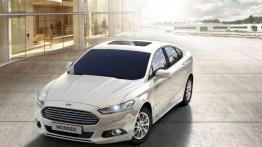 Ford udostępni patenty nt. napędów hybrydowych i EV