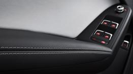 Audi S4 Facelifting - drzwi kierowcy od wewnątrz
