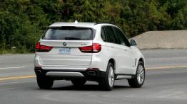 BMW X5 III (2014) xDrive50i - wersja amerykańska - widok z tyłu