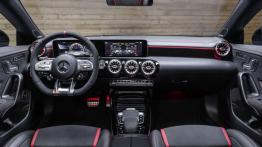 Mercedes-AMG CLA 45 4MATIC+ Shooting Brake - pe?ny panel przedni