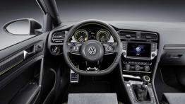 Volkswagen Golf R 400 zadebiutuje w przyszłym roku