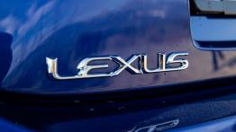 Lexus nie żartuje. To koniec konwencjonalnych silników? Nowy Lexus ES 300h i RC 300h