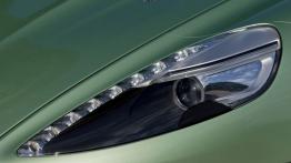 Aston Martin AM 310 Vanquish - lewy przedni reflektor - wyłączony