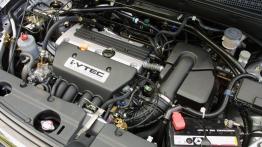 Honda CR-V II - pokrywa silnika otwarta