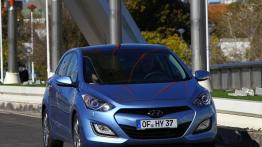 Hyundai i30 II Hatchback 5d - prezentacja w Sevilli - przód - reflektory wyłączone
