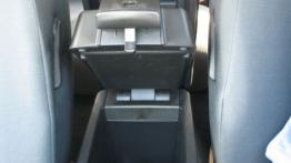 Kia cee´d Hatchback 5d Facelifting - galeria społeczności - podłokietnik przedni