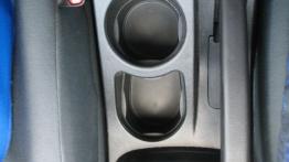Kia cee´d Hatchback 5d Facelifting - galeria społeczności - uchwyt na kubek