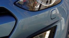 Hyundai i30 II Hatchback 5d - prezentacja w Sevilli - lewy przedni reflektor - wyłączony