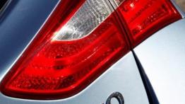 Hyundai i30 II Hatchback 5d - prezentacja w Sevilli - prawy tylny reflektor - włączony