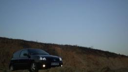 Renault Clio II Hatchback - galeria społeczności - przód - inne ujęcie