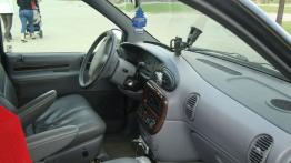 Chrysler Voyager III Minivan - galeria społeczności - widok ogólny wnętrza z przodu