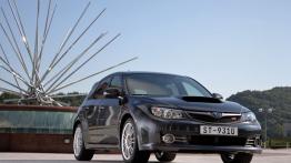 Subaru Impreza WRX STI - widok z przodu