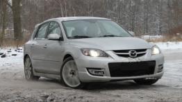 Mazda 3 I Hatchback - galeria społeczności - przód - reflektory włączone