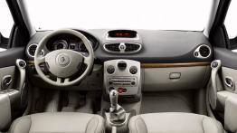 Renault Clio III - pełny panel przedni