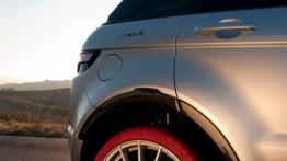 Range Rover Evoque Marangoni - prawe tylne nadkole