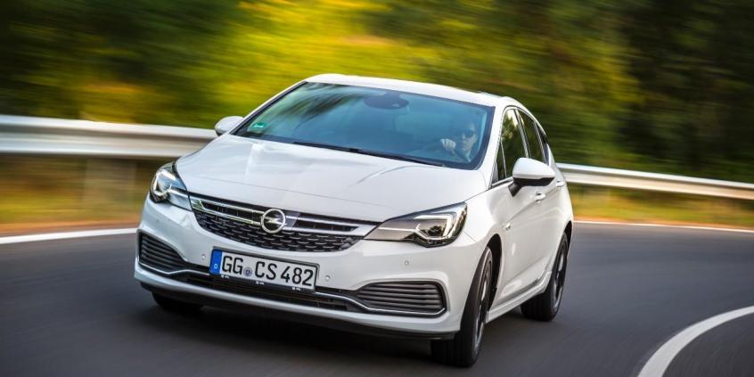 Odważny styl: nowy Opel Astra ze sportowymi dodatkami OPC