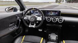 Mercedes-AMG A45 4MATIC+ - pe?ny panel przedni