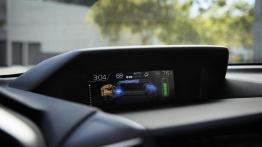 Subaru Crosstrek Hybrid - ekran systemu multimedialnego