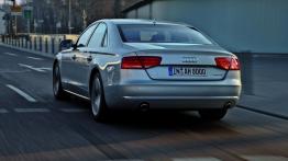 Audi A8 Hybrid - widok z tyłu