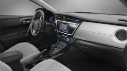 Toyota Auris II Hatchback 5d Hybrid - pełny panel przedni