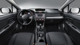 Subaru Impreza IV - pełny panel przedni