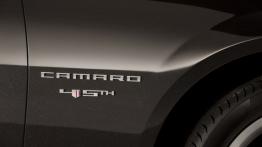 Chevrolet Camaro 45th Anniversary Edition - emblemat boczny