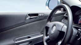 Volkswagen Passat Kombi Blue Motion - sterowanie w drzwiach