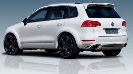 Volkswagen Touareg JE Design - tył - reflektory wyłączone