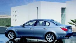 BMW Seria 5 Limuzyna - lewy bok