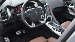 Citroen DS5 Hatchback 5d 2.0 HDi 163KM - galeria redakcyjna - pełny panel przedni