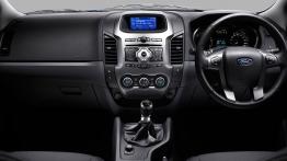 Ford Ranger V - przedłużona kabina - pełny panel przedni