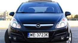 Opel Corsa D Hatchback 1.3 CDTI ECOTEC 90KM - galeria redakcyjna - widok z przodu