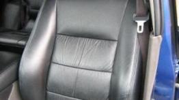 Mitsubishi Pajero 3.2 DID - fotel kierowcy, widok z przodu