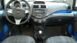 Chevrolet Spark II Hatchback 1.2L DOHC 81KM - galeria redakcyjna - pełny panel przedni