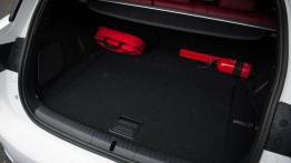 Lexus CT 200h Facelifting 136KM - galeria redakcyjna - bagażnik