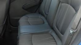 Chevrolet Spark II Hatchback 1.2L DOHC 81KM - galeria redakcyjna - tylna kanapa