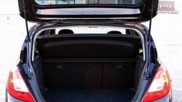 Opel Corsa D Hatchback 1.3 CDTI ECOTEC 90KM - galeria redakcyjna - tył - bagażnik otwarty