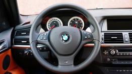 BMW X5 E70 M SUV 4.4 V8 555KM - galeria redakcyjna - kierownica
